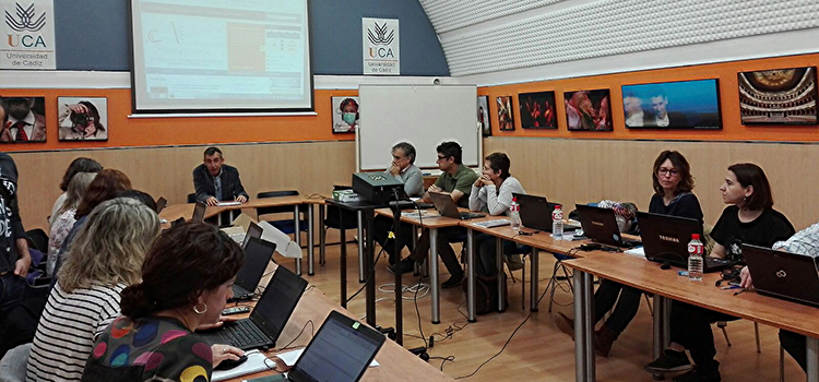 Expertos europeos se reúnen en la UCA para evaluar los recursos pesqueros del fondo del Golfo de Vizcaya y las aguas atlánticas de la Península Ibérica