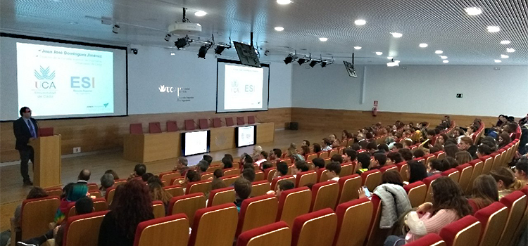 Inauguración de la 4ª edición de ‘Flying Challenge‘ en la Escuela Superior de Ingeniería