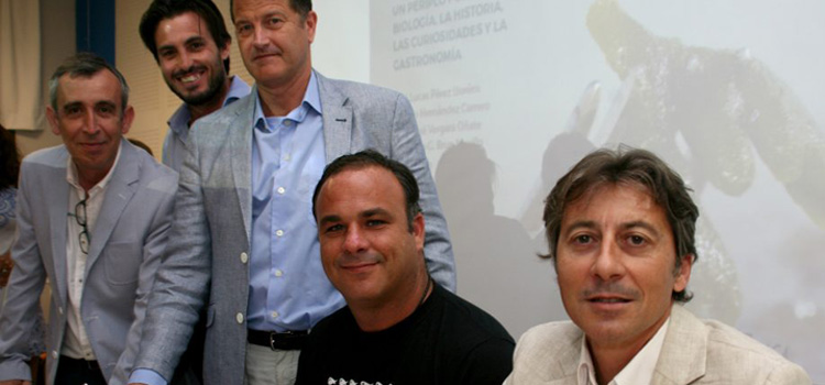 Ángel León triunfa en Madrid Fusión con nuevos platos investigados junto a la UCA