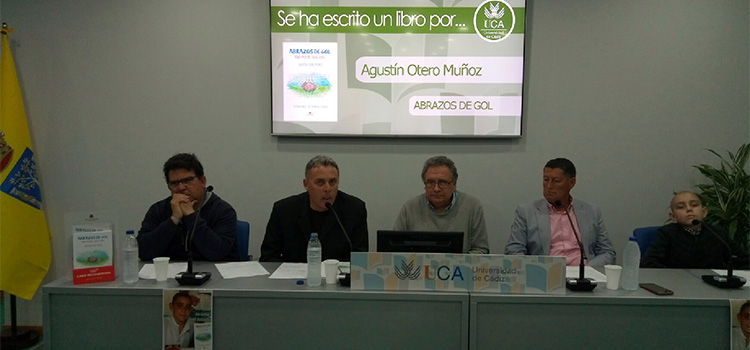 La UCA presenta ‘Abrazos de gol’ de Agustín Otero