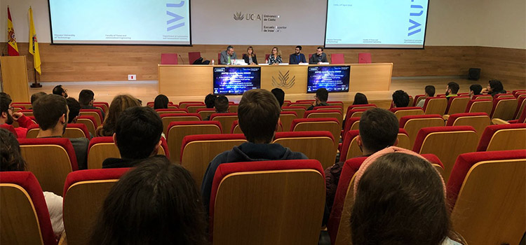300 estudiantes participan hoy en el II evento internacional ‘Cosmos’ de Ingeniería Aeronáutica y Espacio