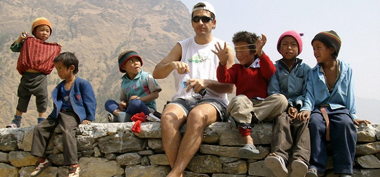 Charla-Coloquio: David Ruiz de Gopegui Bayo, Cooperante en Nepal con la ONG ORCHE