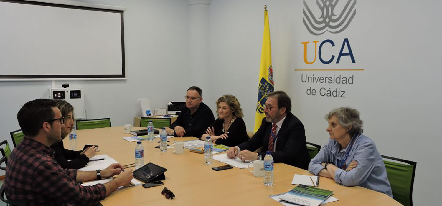 UCA y Ayuntamiento de Vejer se reúnen en mesa de trabajo sobre patrimonio histórico y cultural