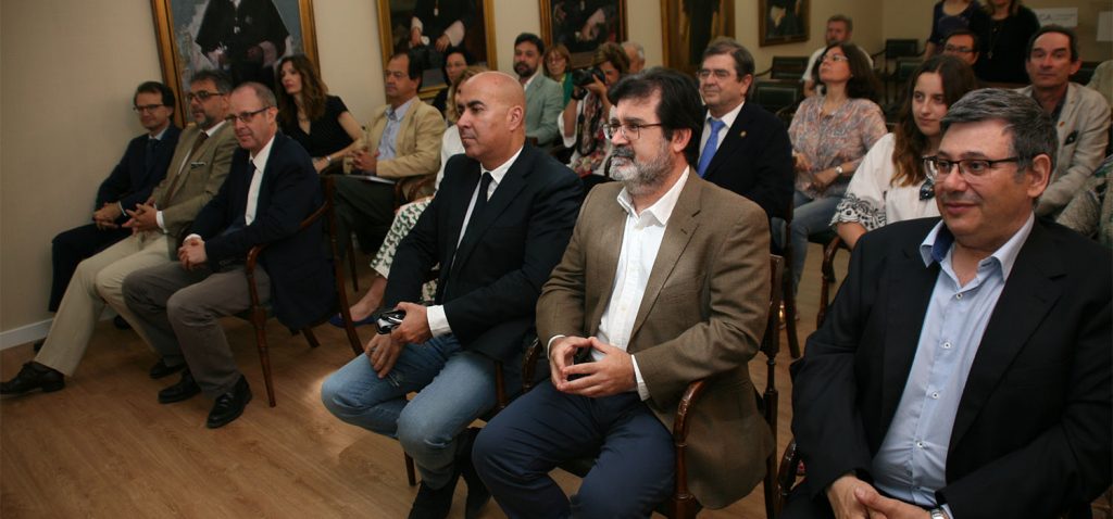 Toma de posesión de cuerpos docentes y cargos académicos en la UCA