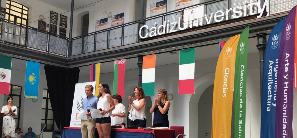 La UCA reconoce a los estudiantes que participan en el programa Mentorías y en las distintas olimpiadas 2017/18