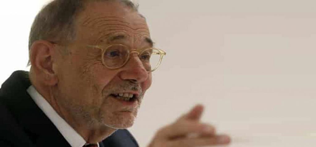 Javier Solana imparte la conferencia inaugural en los XXXVIII Cursos de Verano de la UCA en San Roque