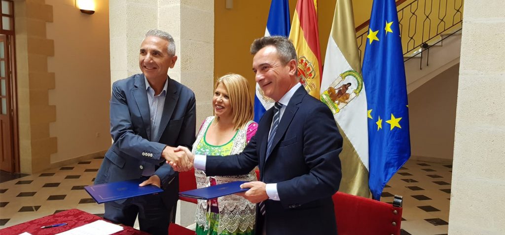 UCA y Consejería de Cultura colaboran para impulsar el primer máster oficial universitario centrado en el estudio del Flamenco