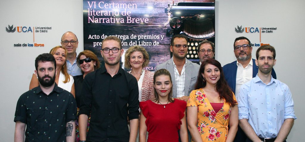 La UCA presenta el libro de Bienvenida para alumnado de nuevo acceso en 2018