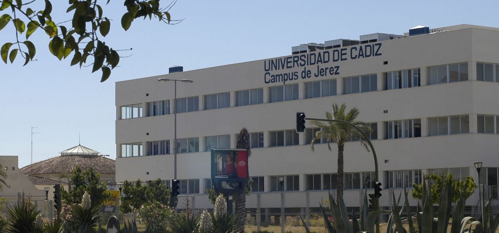 La Facultad de Ciencias Sociales y de la Comunicación celebra hoy los actos de clausura e inauguración de sus másteres