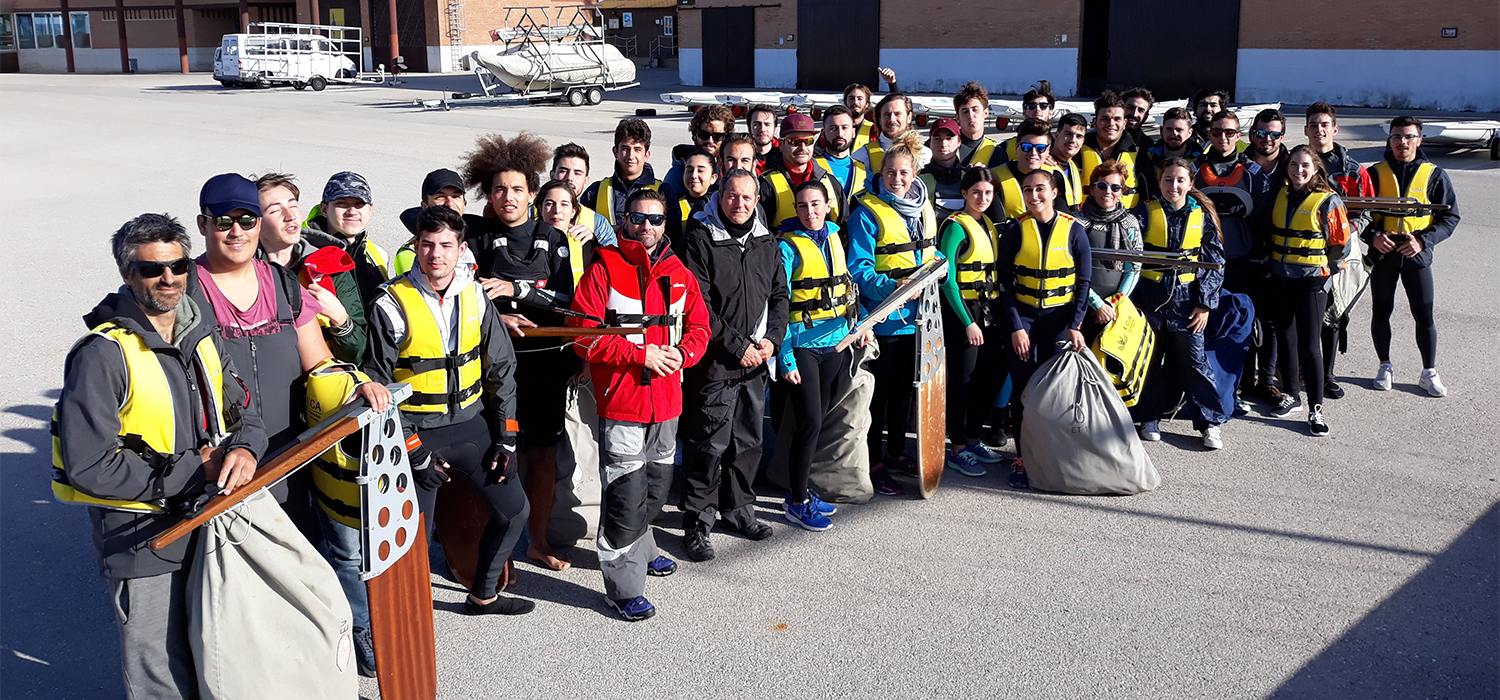 Medio centenar de estudiantes participaron en la Regata Universitaria de Otoño