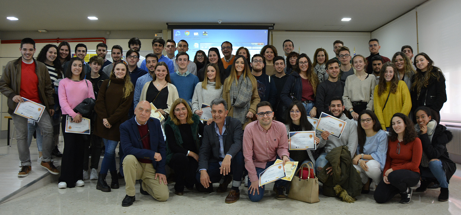 Más de 160 estudiantes participan en proyecto de innovación en comunicación de sensibilización a personas con discapacidad
