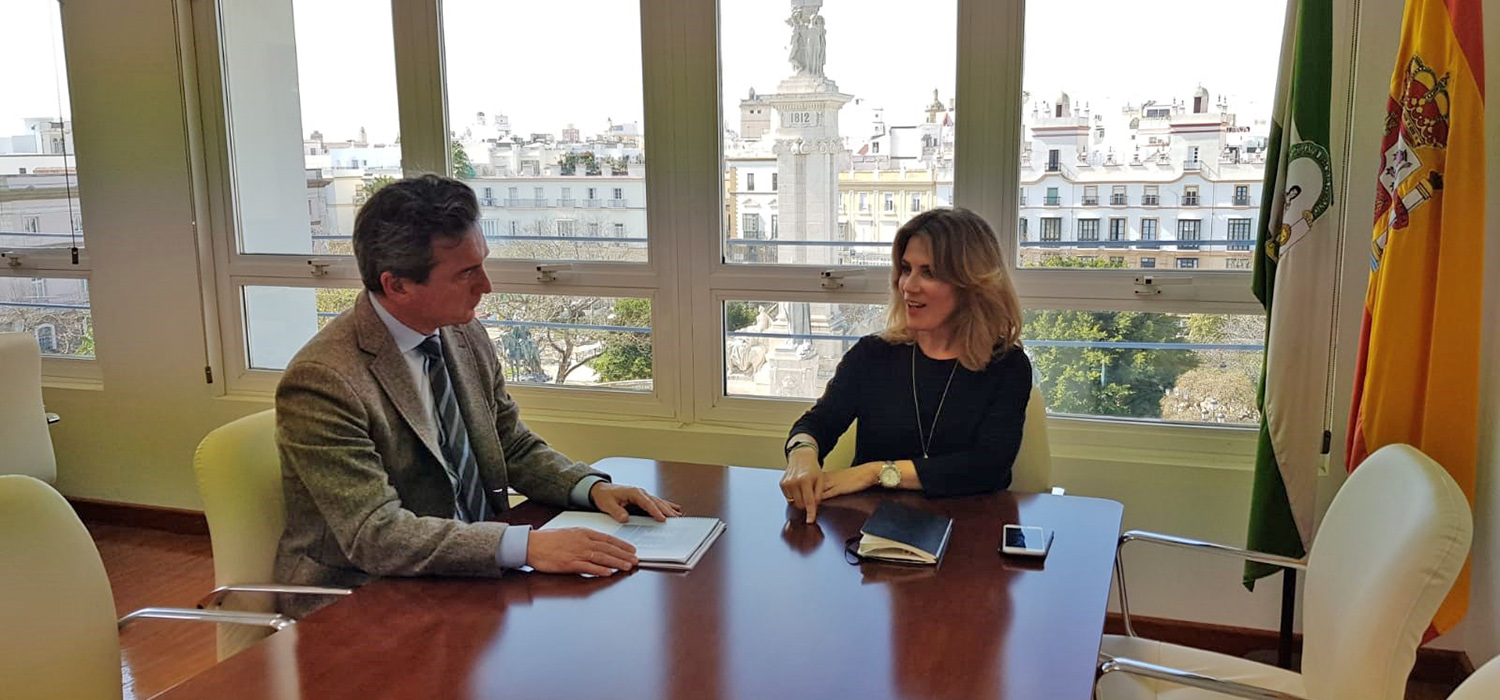 El rector de la UCA y la nueva delegada de la Junta mantienen su primera reunión institucional