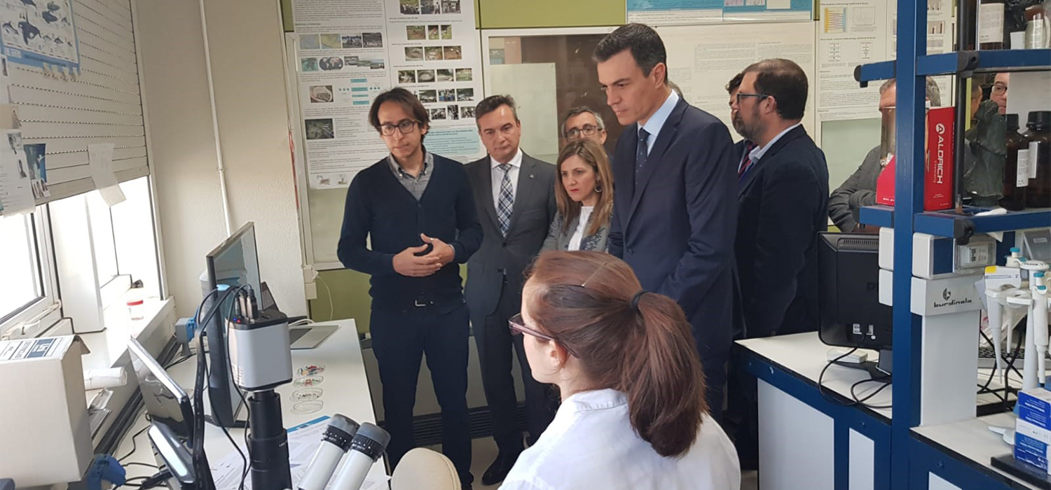 El presidente del Gobierno visita el Campus de Puerto Real de la UCA y las instalaciones del CEI·MAR