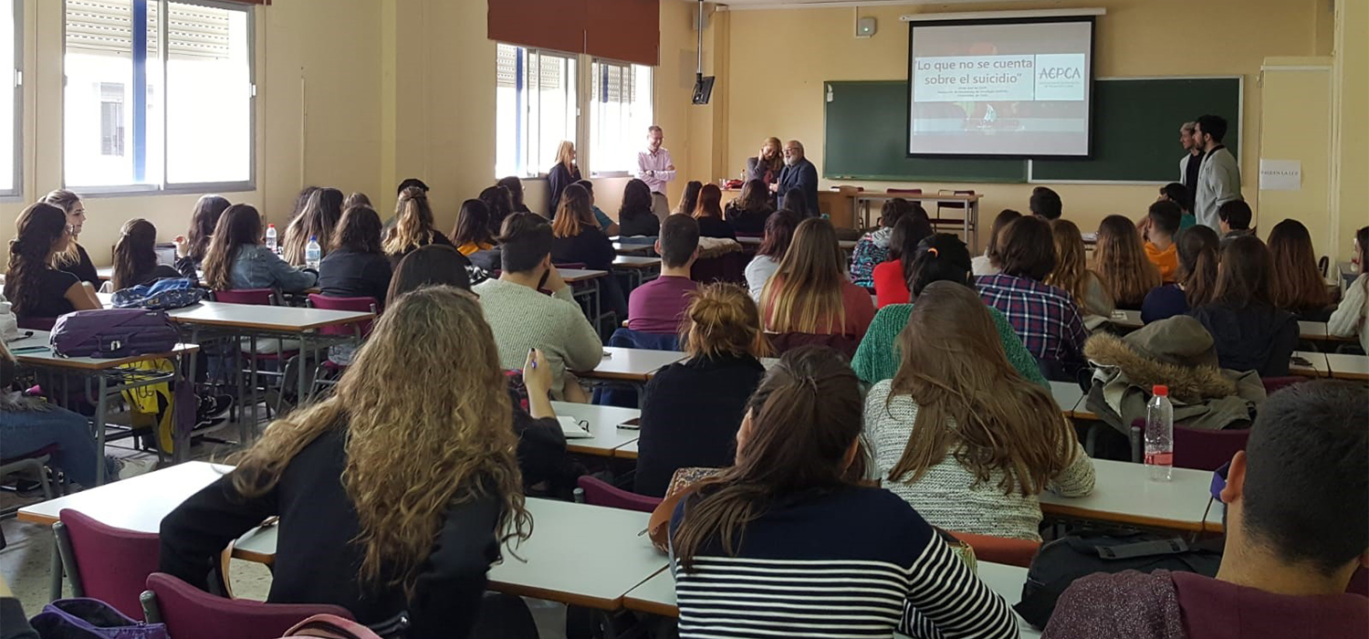 AEPCA celebra la Jornada formativa ‘Lo que no se cuenta del suicidio’ en la Facultad de Ciencias de la Educación