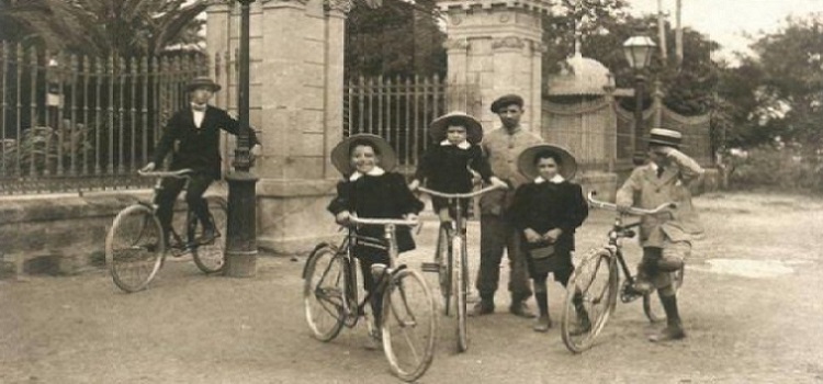 “Cádiz, Edad de Plata” de Ramón Muñoz