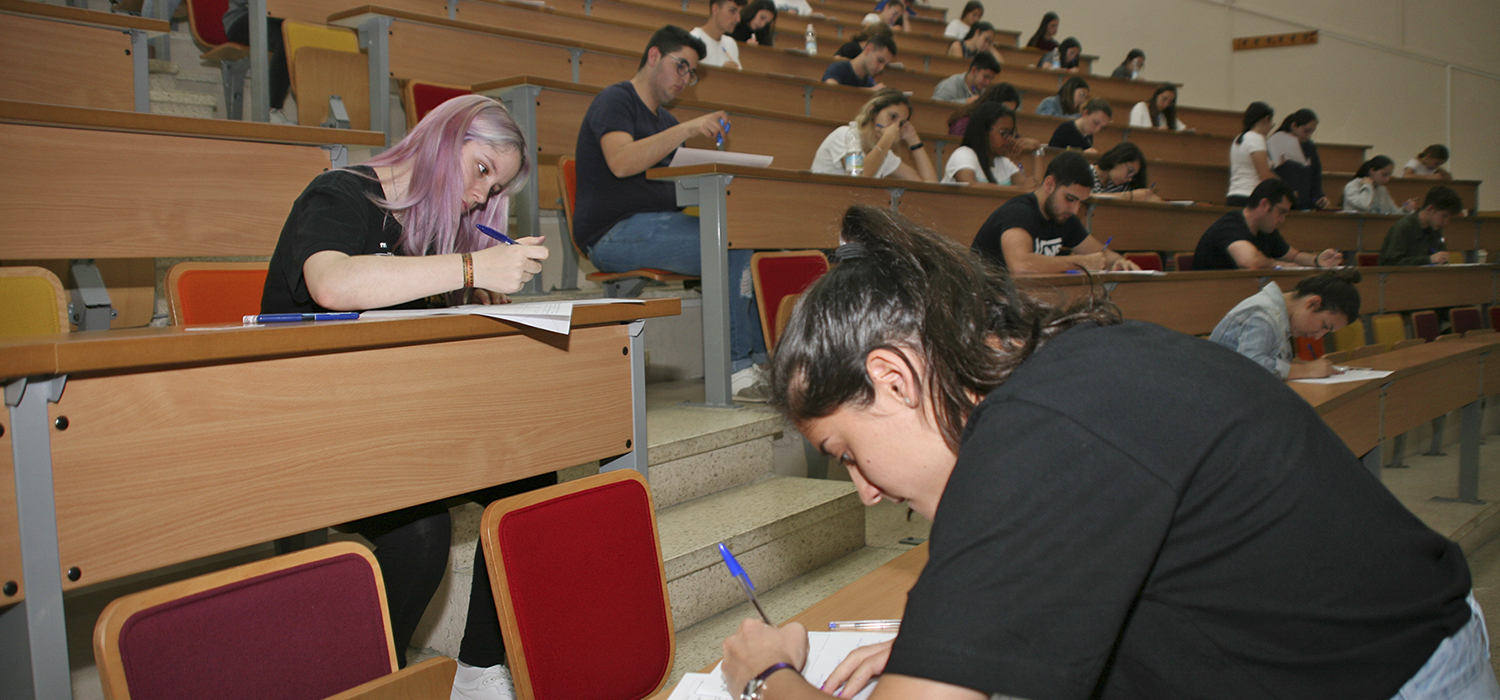 ‘Los girasoles ciegos’ y la dictadura de Primo de Rivera protagonizan las Pruebas de Acceso a la Universidad 2019