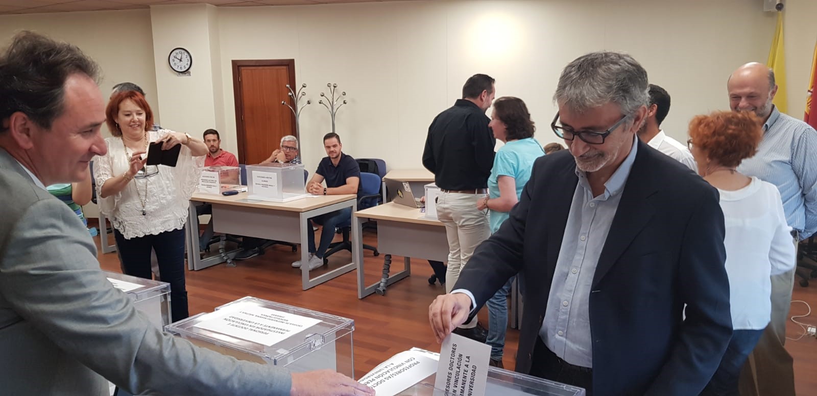 El Consejo de Gobierno de la Junta nombra a Francisco Piniella rector de la UCA