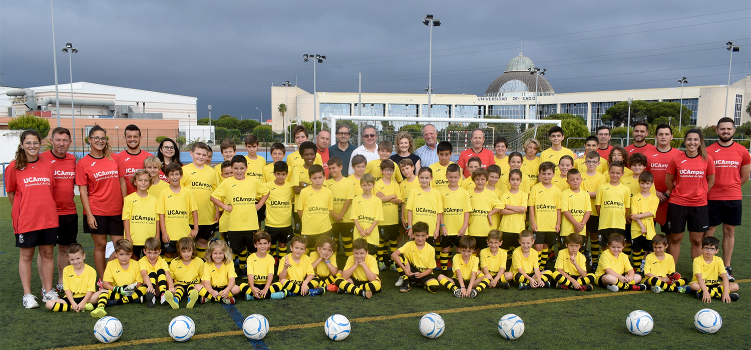Comienza el VII Campus Infantil de Fútbol UCA  en el Complejo Deportivo de Puerto Real