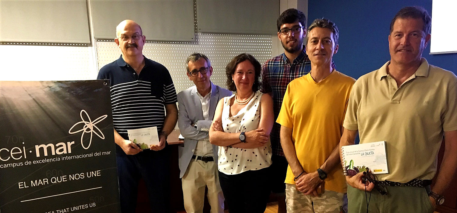 Nace la ‘Guía ilustrada de la fauna y la flora intermareal de La Caleta y de sus roquedos intermareales asociados’