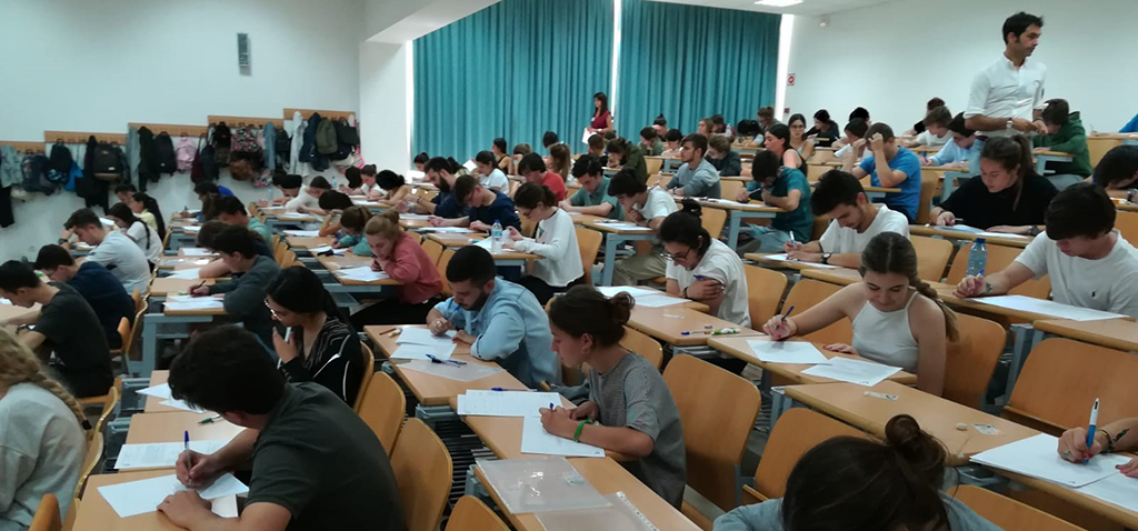 1.100 estudiantes de 129 centros de la provincia se presentan en la UCA a la convocatoria de septiembre de acceso a la universidad
