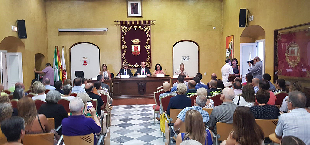 Almudena Grandes imparte la conferencia inaugural de los 39º Cursos de Verano en San Roque