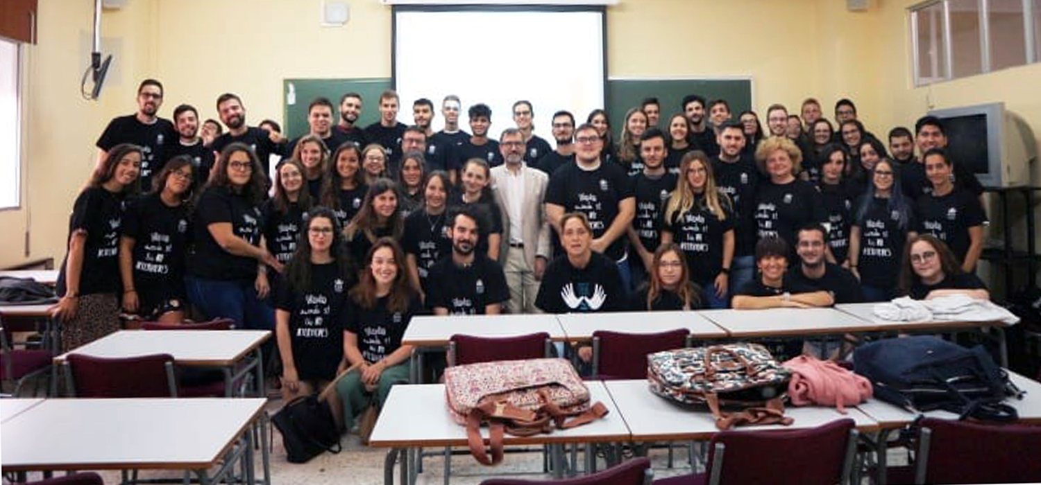 Los 680 estudiantes mentores del Proyecto Compañero han iniciado esta semana su labor de acompañamiento a los nuevos alumnos UCA