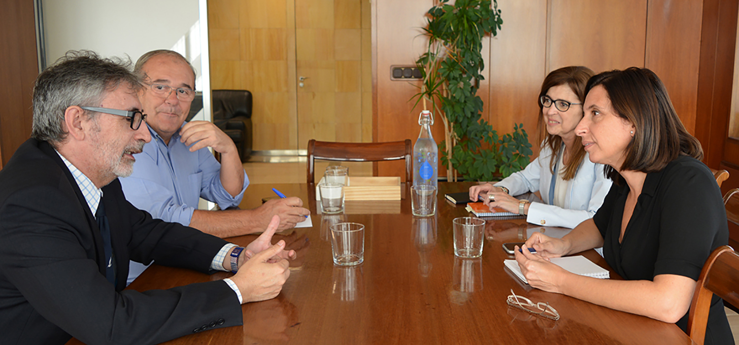 Visita institucional del rector de la UCA a la Zona Franca de Cádiz