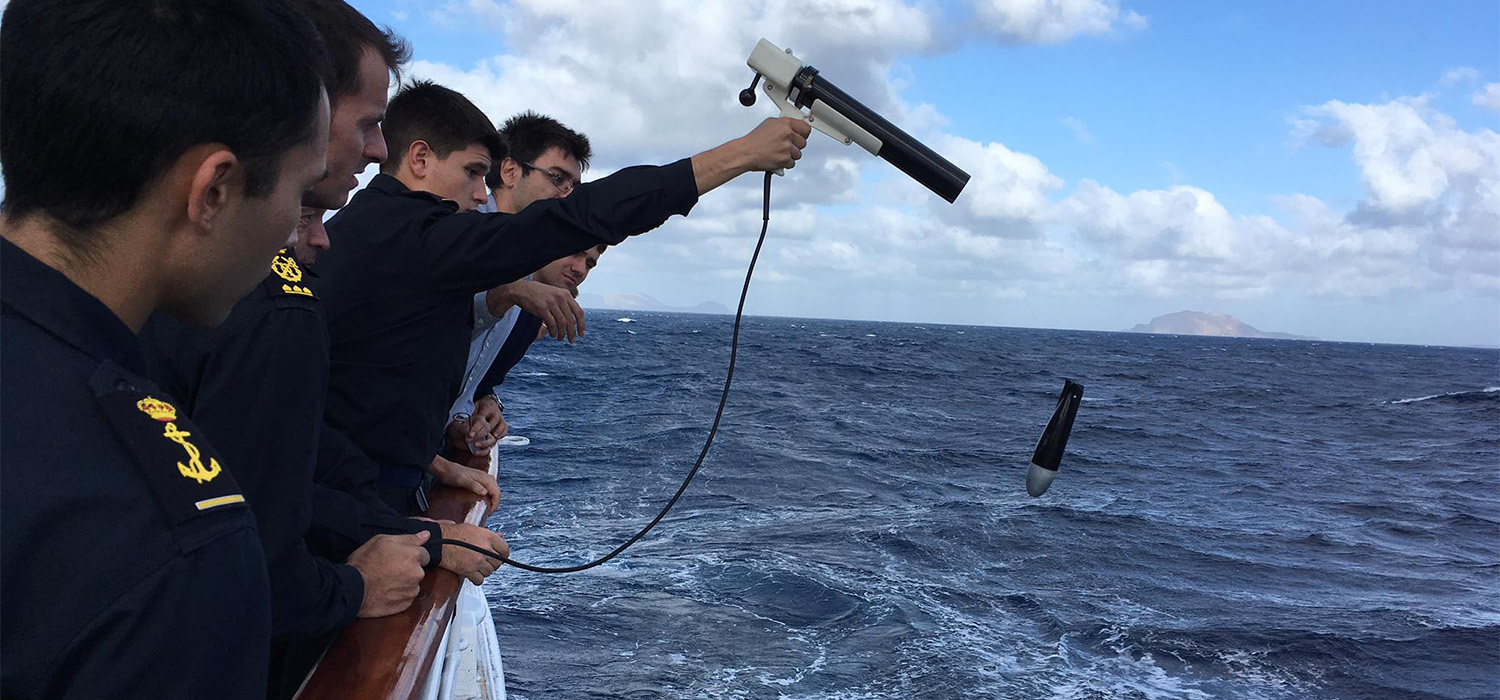 IHM y UCA realizan la instrucción de los guardiamarinas del Elcano en la travesía Cádiz – Gran Canaria dentro del proyecto ‘Bandera 1519’