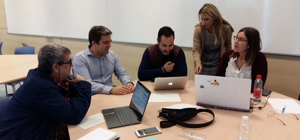 La EIMANAR impulsa un plan formativo idiomático en inglés de contenido y metodología para su profesorado