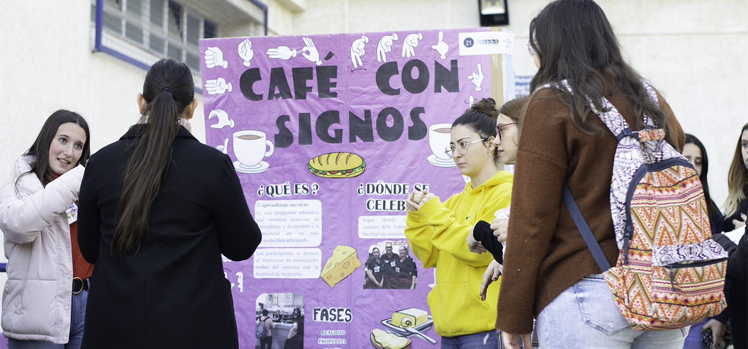 200 estudiantes de la UCA exponen sus trabajos en la I Jornada de Accesibilidad y Universidad