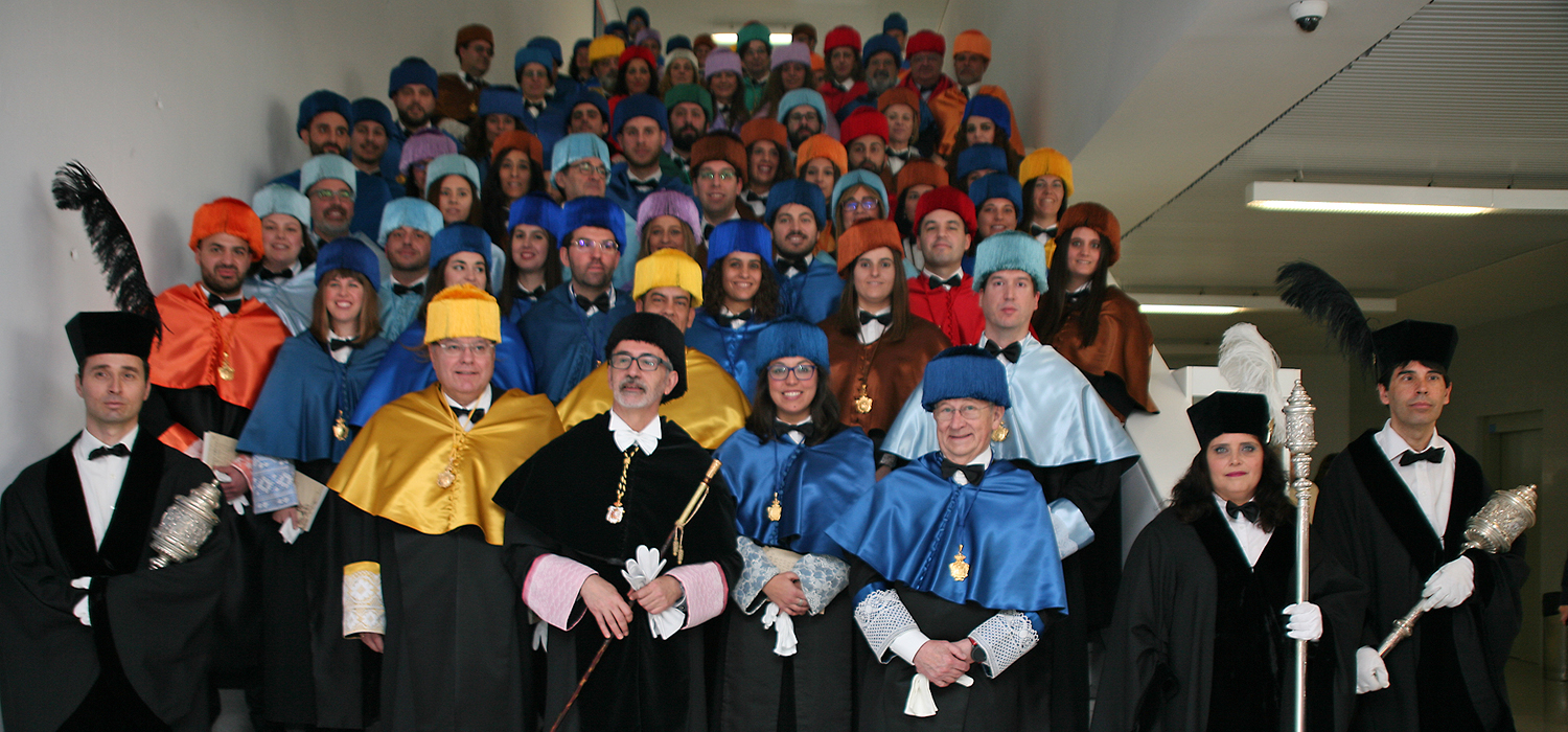 La UCA inviste a 44 nuevos doctoras y doctores en el marco de su 40º aniversario de historia