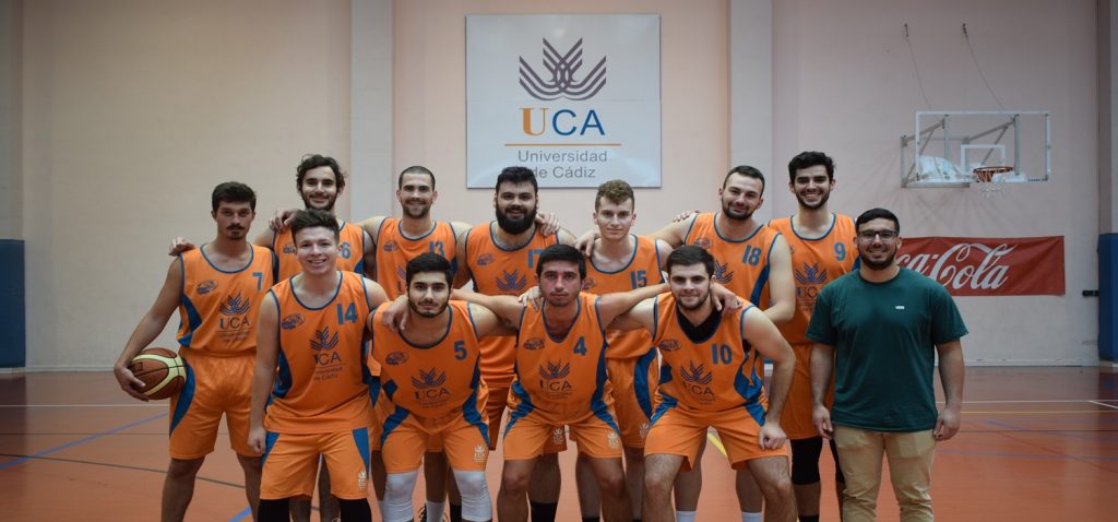 La UCA vence a la UJA y logra el pase para la fase final de los CAU 2020 de Baloncesto Masculino