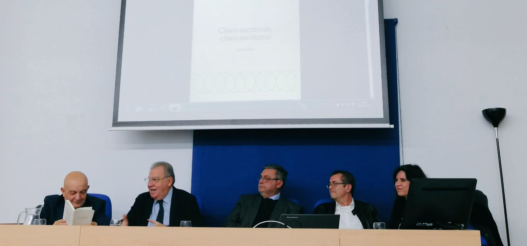 El sello Editorial UCA publica ‘Cinco escritoras, cinco escrituras’ de Jaime Siles