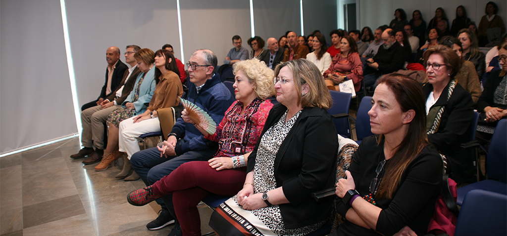 Toma de posesión de cuerpos docentes, técnicos de gestión y cargo académico de la UCA