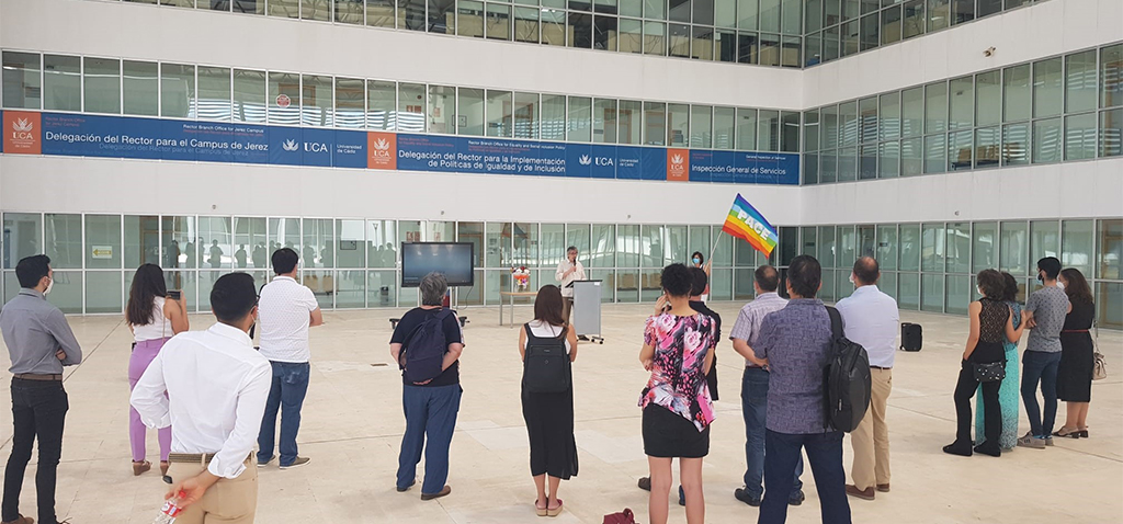 Lectura del manifiesto Orgullo LGTBI+ en el Campus de Jerez