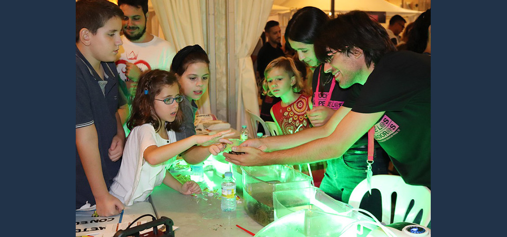 FECYT respalda el VII Plan de Divulgación de la Ciencia y del Conocimiento de la UCA con la puntuación más alta