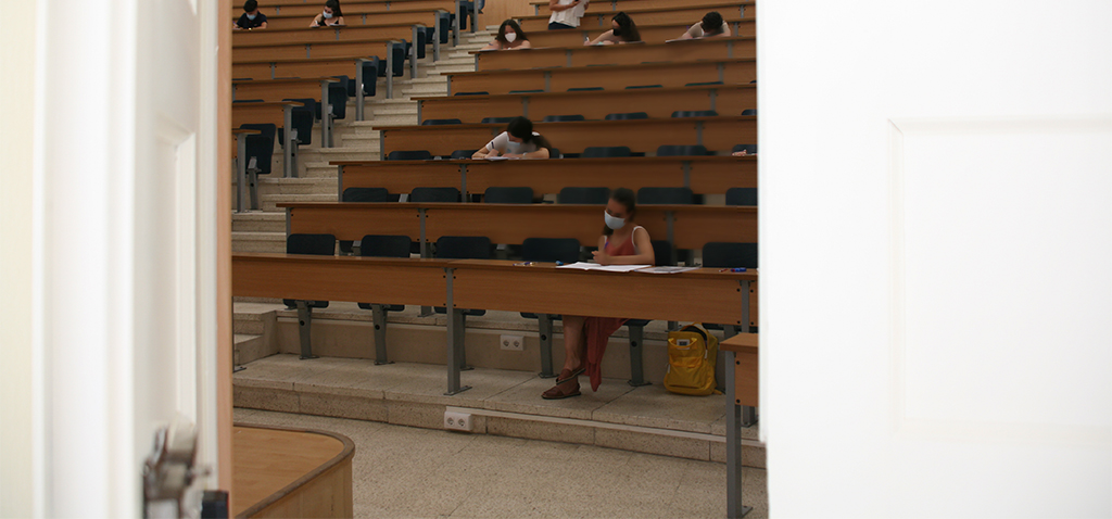 La UCA es la que más andaluces mayores de 25 y 45 años acoge para la prueba de acceso a la Universidad