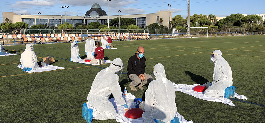 245 estudiantes de Enfermería realizan simulacro sobre atención sanitaria a paciente con riesgo biológico