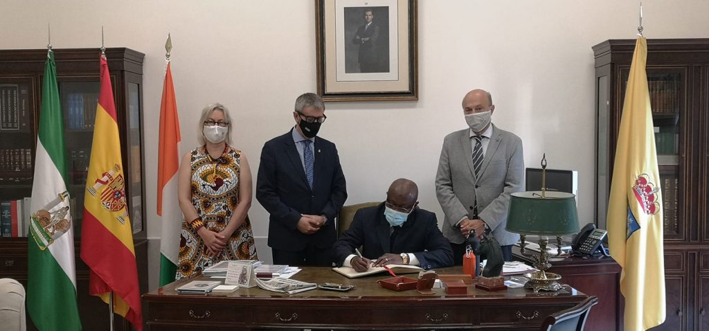 La UCA recibe la visita institucional del embajador de Costa de Marfil