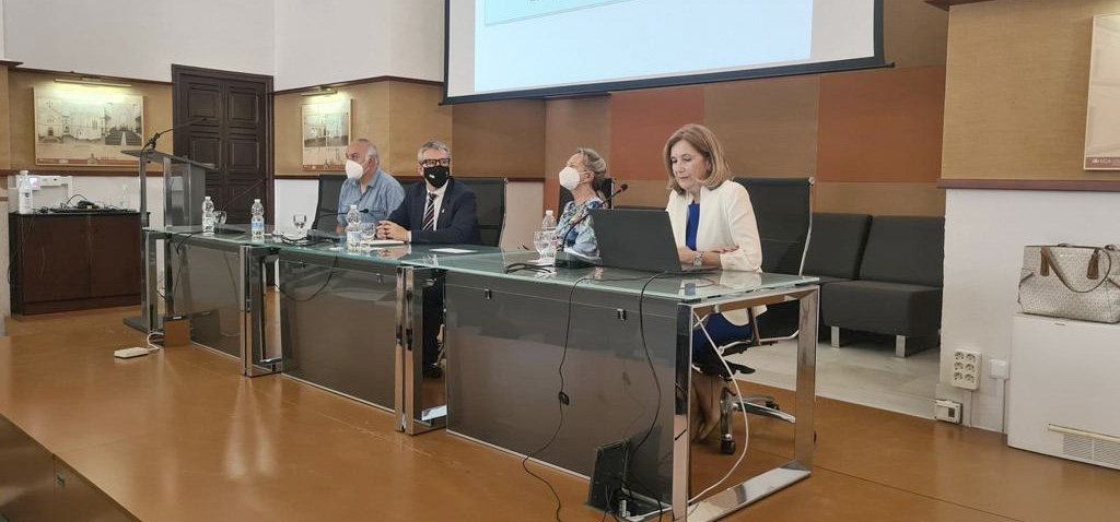 La Real Academia Hispano Americana presenta el libro ‘La Orca del Atlántico’ de la profesora Mª Carmen Cózar