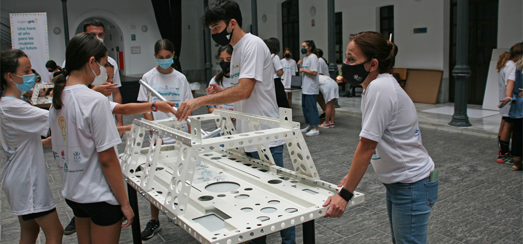 La UCA participa en la semana ‘Inspiring Girls Cádiz’