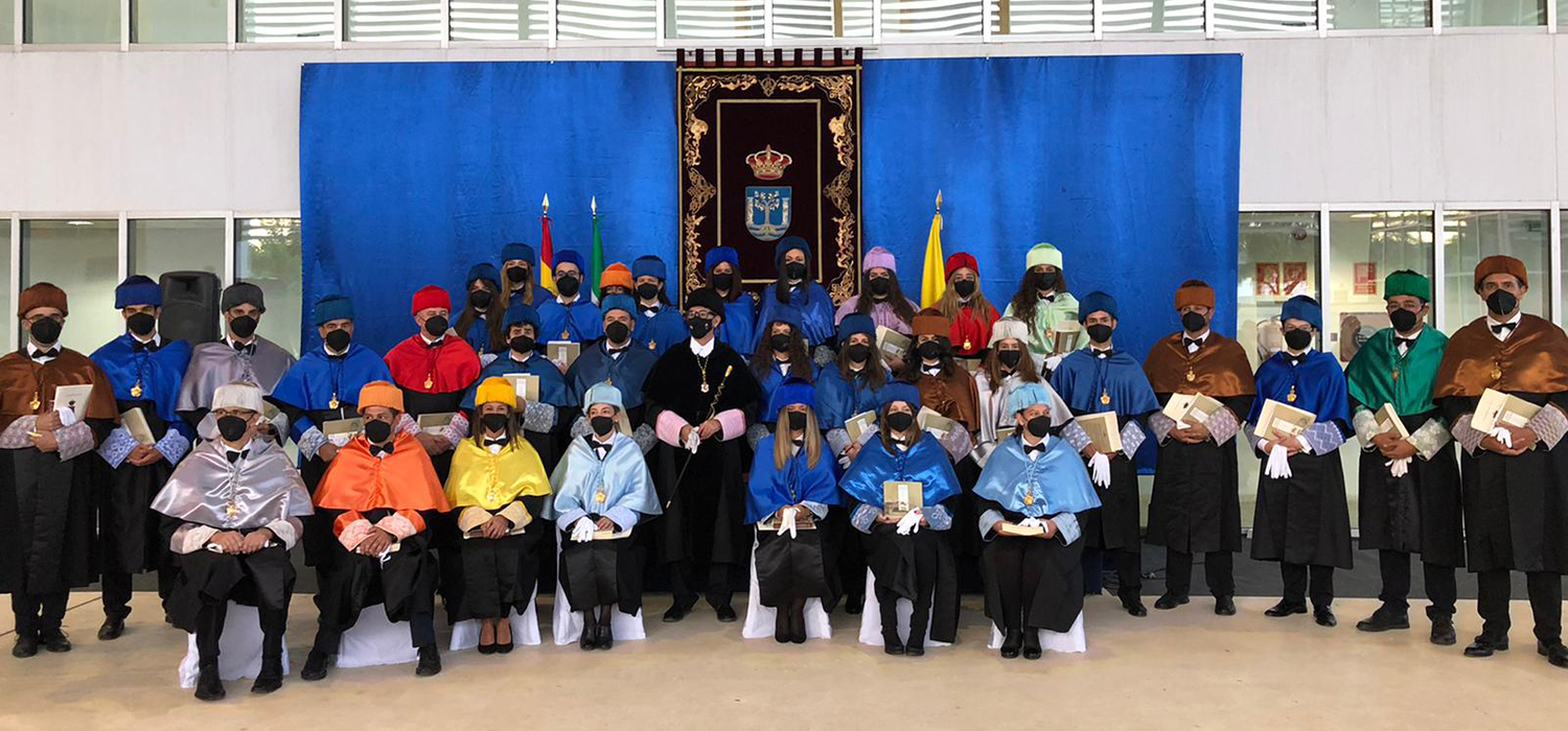 La UCA inviste a 33 nuevos doctoras y doctores en el marco del centenario de estudios superiores en Jerez