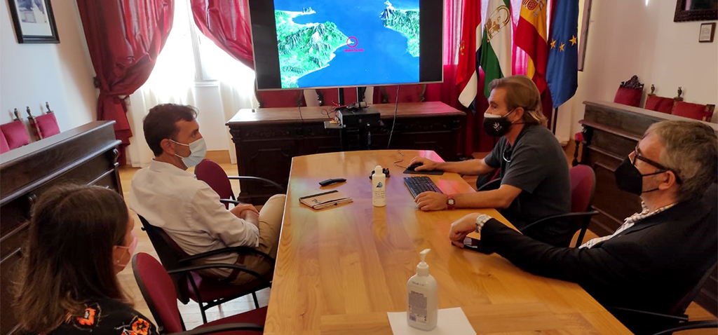 El rector de la UCA y el alcalde de Tarifa se reúnen para abordar el proyecto del futuro Observatorio de la Biodiversidad del Estrecho