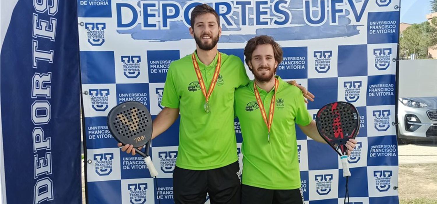 Dos alumnos de la UCA obtienen la medalla de plata en los Campeonatos de España Universitarios de Pádel