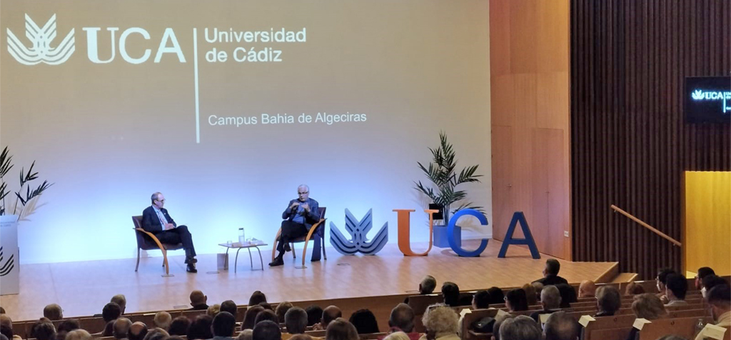 Baltasar Garzón protagoniza los Encuentros Universitarios en el Campus Bahía de Algeciras