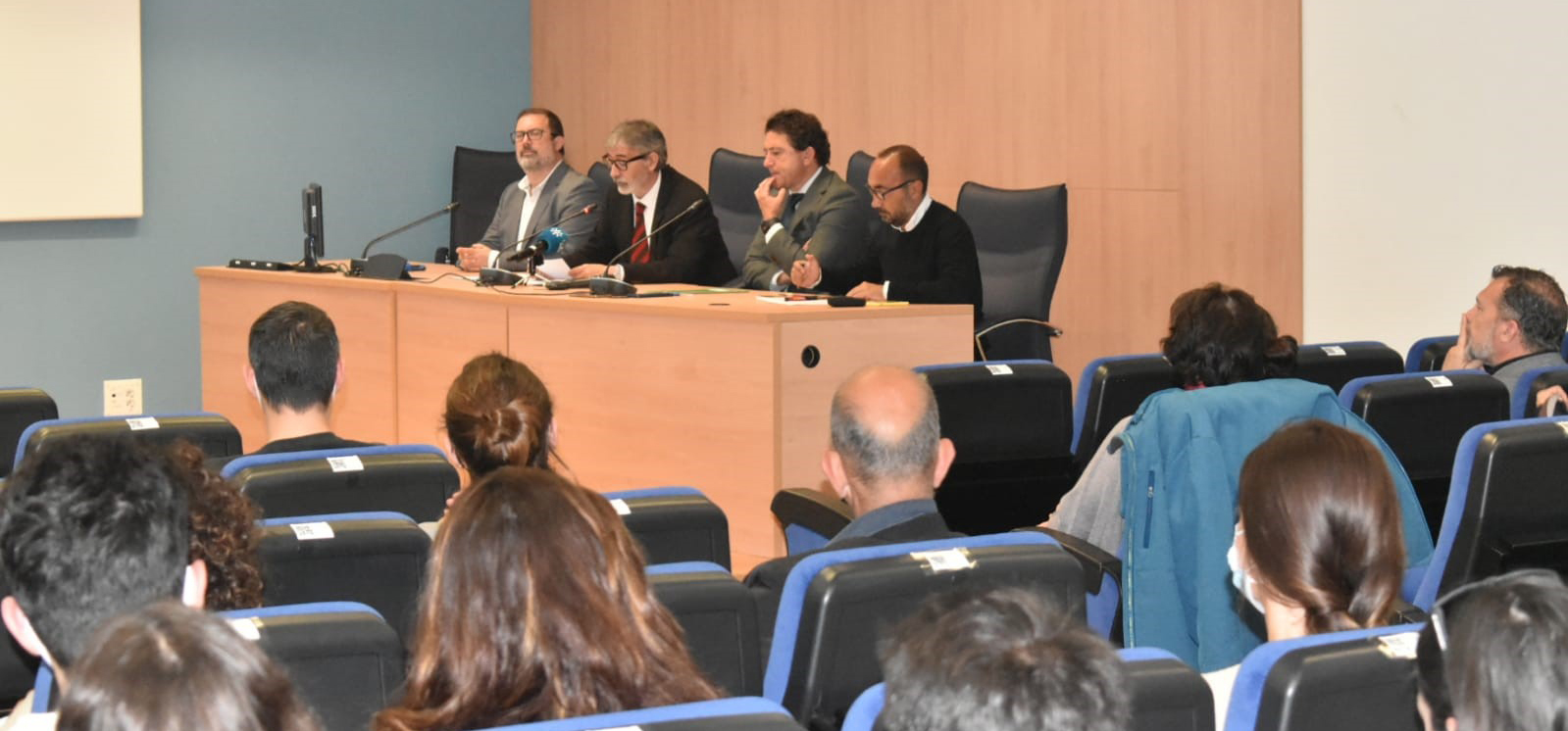 El Campus de Puerto Real de la UCA acoge la jornada ‘La investigación en el entorno de la Bahía de Cádiz’