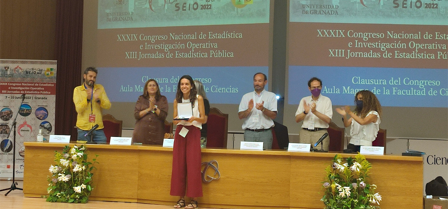 La doctora de la UCA Marta Baldomero recibe el premio ‘Ramiro Melendreras’