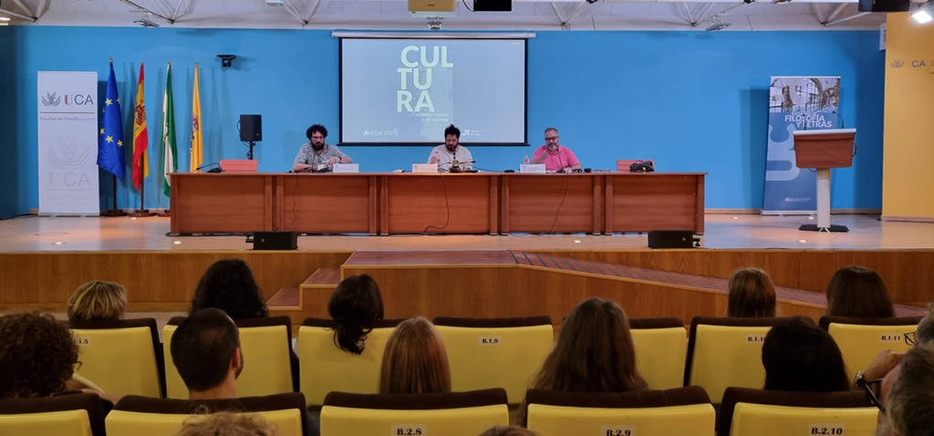 El cantautor y compositor ‘El Kanka’ llena el Seminario Permanente de Humanidades