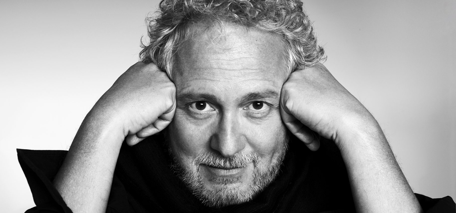 El escritor colombiano Héctor Abad Faciolince, protagonista de las Presencias Literarias en la Universidad de Cádiz