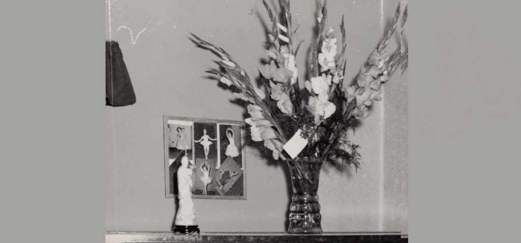 El fotógrafo argentino Diego Ballestrasse expone su obra “La cuarta pared” en la Sala Kursala de la Universidad de Cádiz